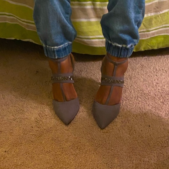 Nine West Gray Strappy Heels - Picture 2 of 10